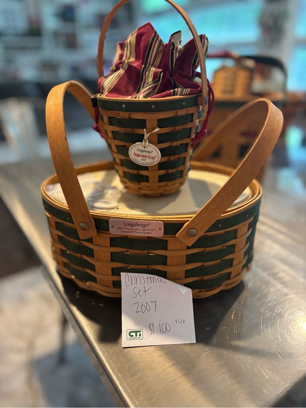 Longaberger Green and Natural Woven Holiday Basket Set with Red Liner